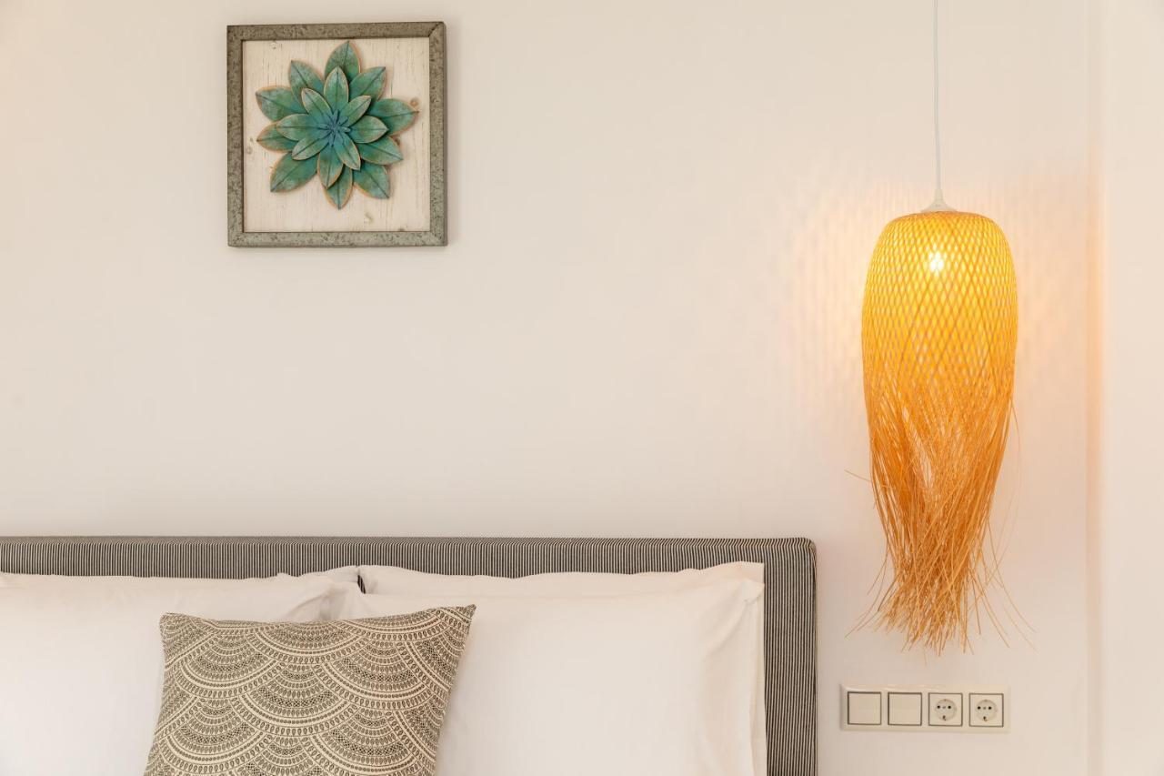 Naxos Downtown Apartments & Suites Naxos City ภายนอก รูปภาพ
