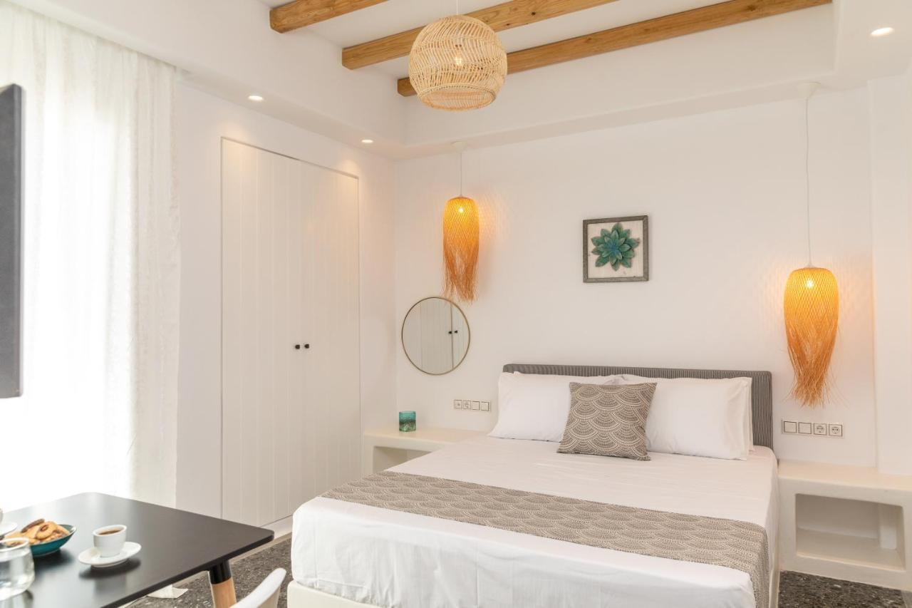 Naxos Downtown Apartments & Suites Naxos City ภายนอก รูปภาพ