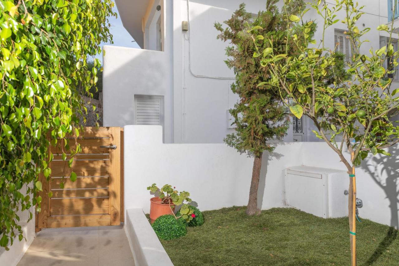 Naxos Downtown Apartments & Suites Naxos City ภายนอก รูปภาพ