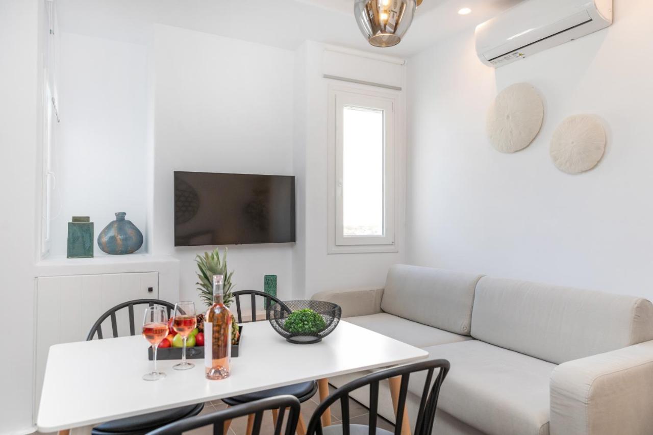 Naxos Downtown Apartments & Suites Naxos City ภายนอก รูปภาพ
