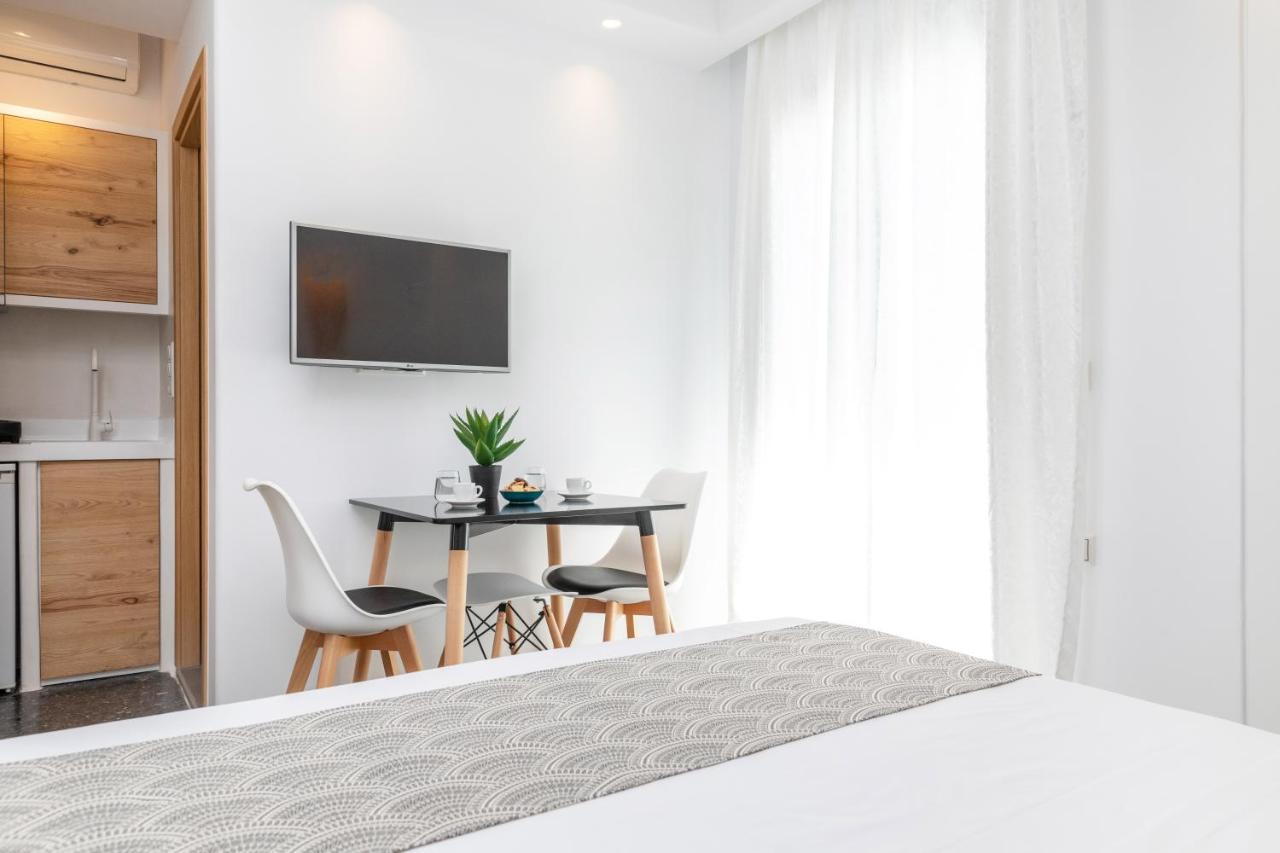 Naxos Downtown Apartments & Suites Naxos City ภายนอก รูปภาพ