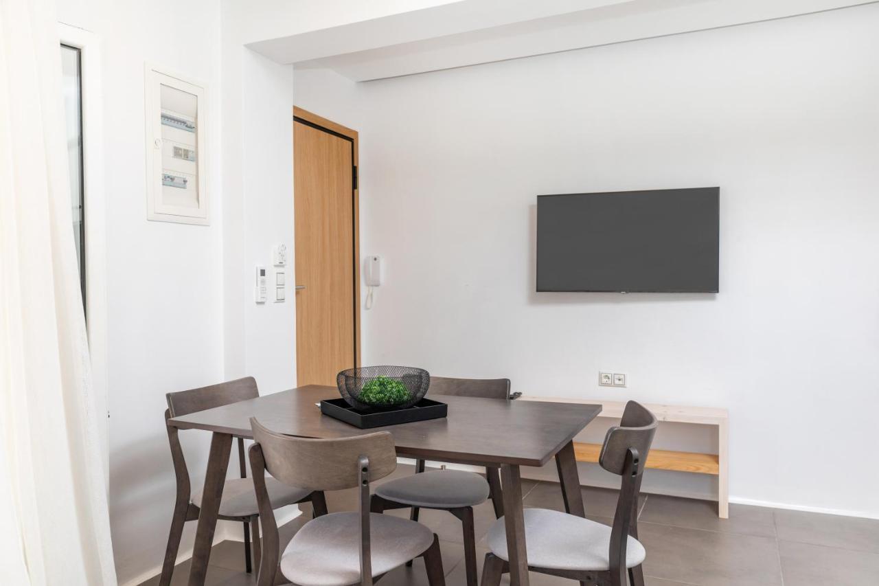 Naxos Downtown Apartments & Suites Naxos City ภายนอก รูปภาพ
