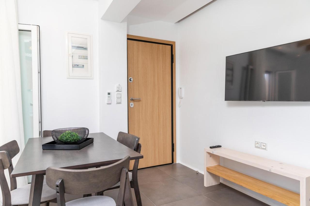 Naxos Downtown Apartments & Suites Naxos City ภายนอก รูปภาพ