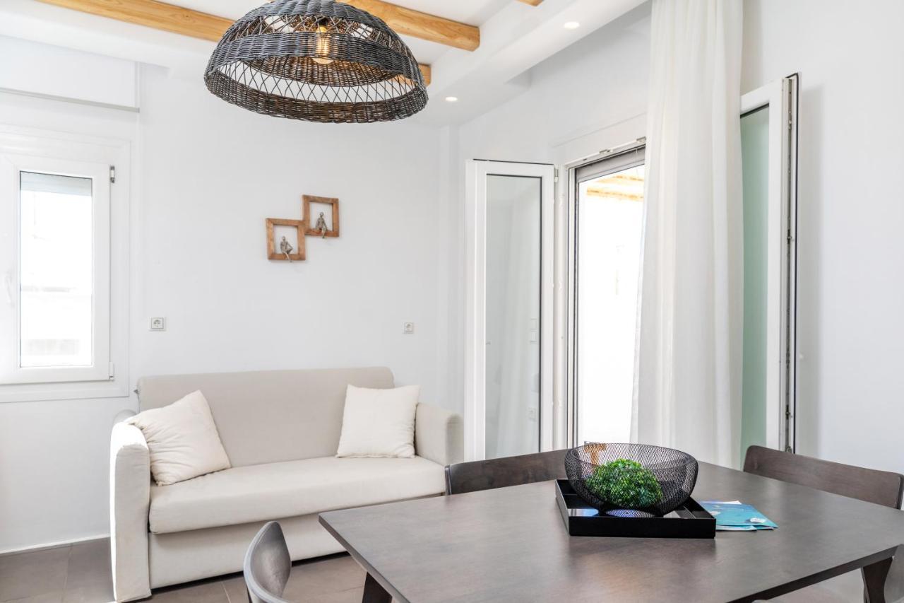 Naxos Downtown Apartments & Suites Naxos City ภายนอก รูปภาพ