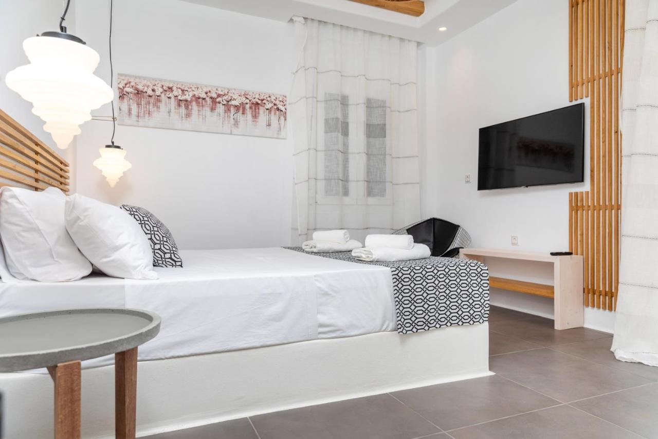 Naxos Downtown Apartments & Suites Naxos City ภายนอก รูปภาพ