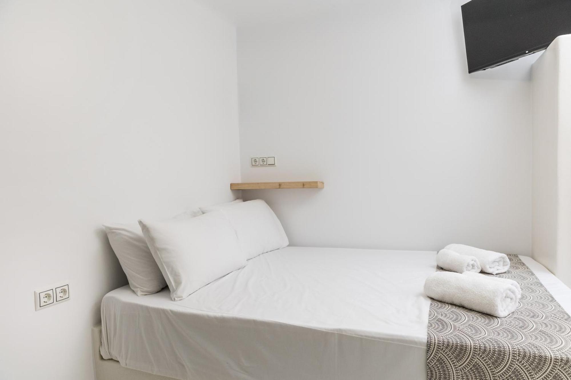 Naxos Downtown Apartments & Suites Naxos City ห้อง รูปภาพ